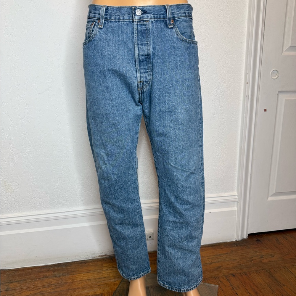 Levis 501 Original Fit Mens Jeans Medium Wash Blue Straight Leg W36 L30